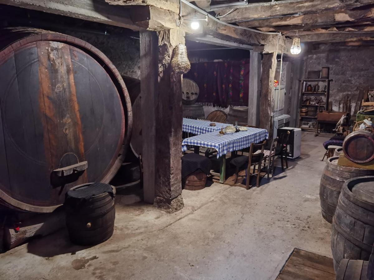 Konak -Guest House -Ramonda Serbika Ni Kültér fotó