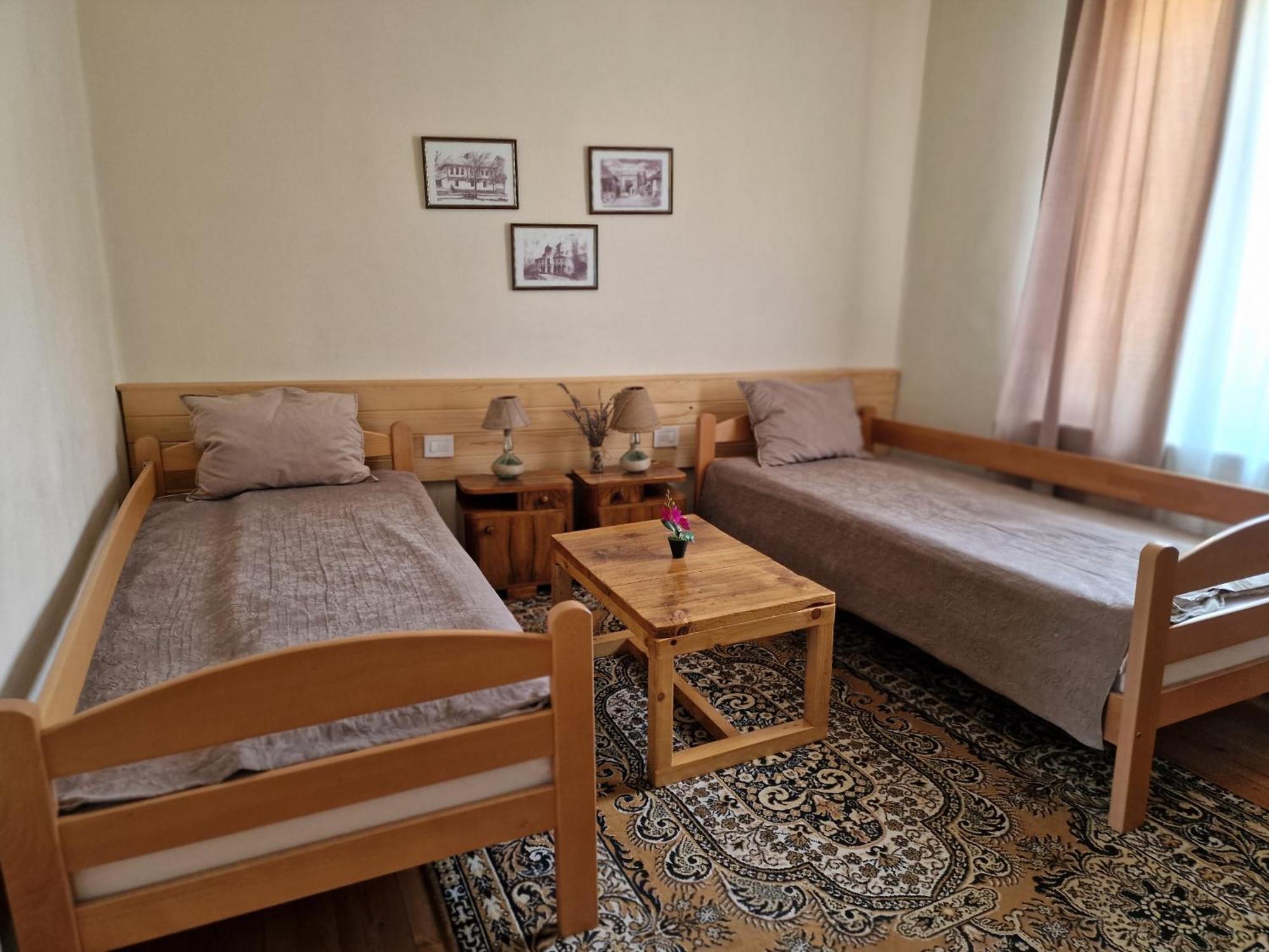 Konak -Guest House -Ramonda Serbika Ni Kültér fotó